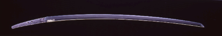 日本刀、手元の部分に仏像がうきぼりされている。